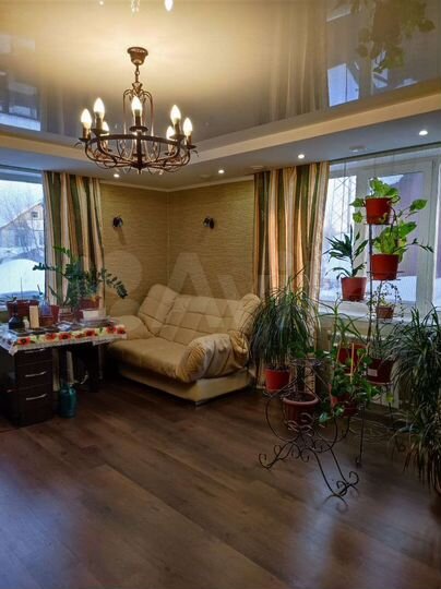 Дом 203,3 м² на участке 6 сот.