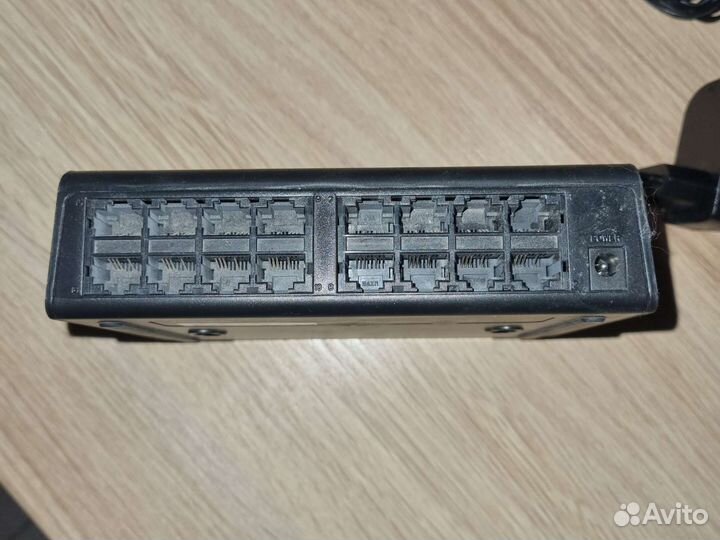 Коммутатор D-Link DES-1016A