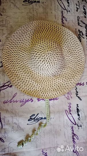 Шляпа с большими полями