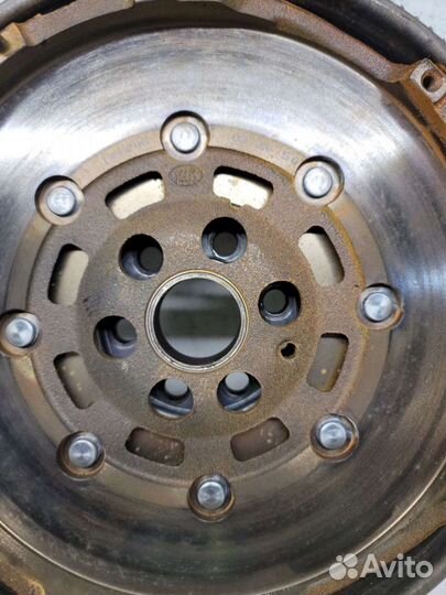 Маховик двухмассовый 2.0 BVY Skoda Octavia A5 1Z