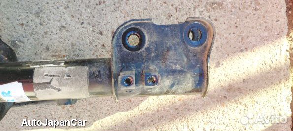 Стойка передняя правая Киа Соренто Прайм