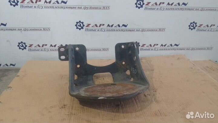 Кронштейн пневмоподушки правый Man Tga Tgs