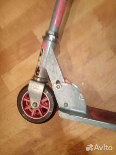 Самокат детский трехколесный