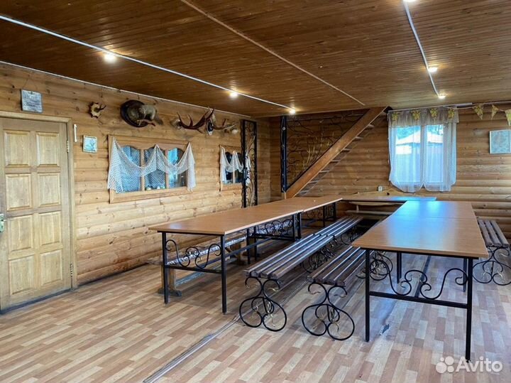 База отдыха на берегу озера