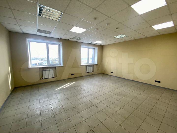 Офисные помещения:35, 36, 37, 45, 220 м²