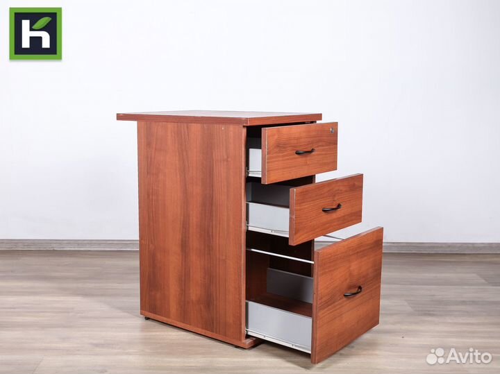 Тумба приставная / Мобильная тумба