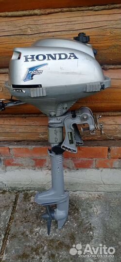 Лодочный мотор Honda 2