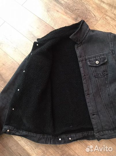 Джинсовая куртка