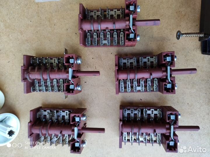 Переключатели/регуляторы мощности конфорки, много