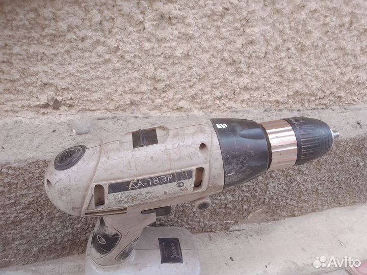 Шуруповерт интерскол да 18эр.Блок монтажный