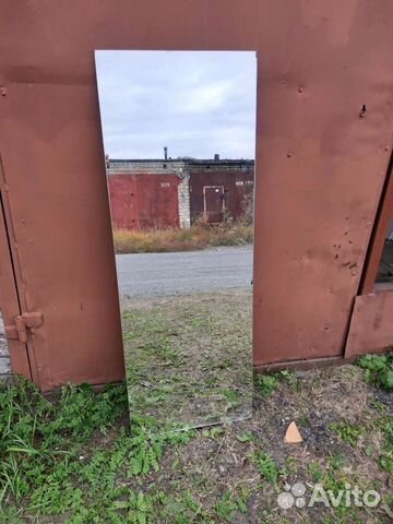 Зеркало настенное