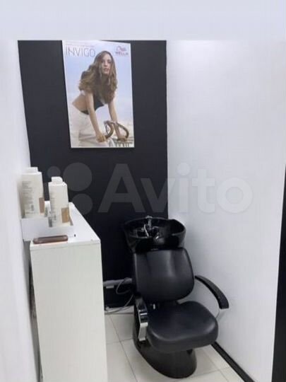 На аренду парикмахер мастер маникюра