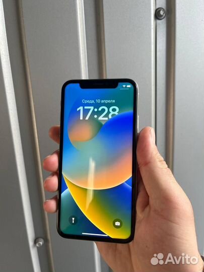 iPhone X, 256 ГБ