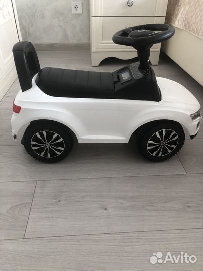 Машинка толокар