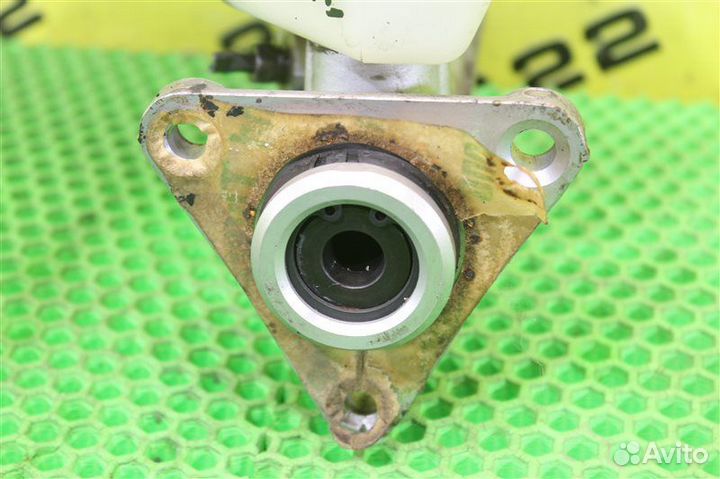 Главный тормозной цилиндр Toyota Caldina ST215