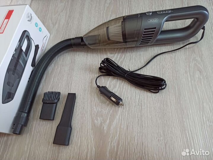 Автомобильный пылесос