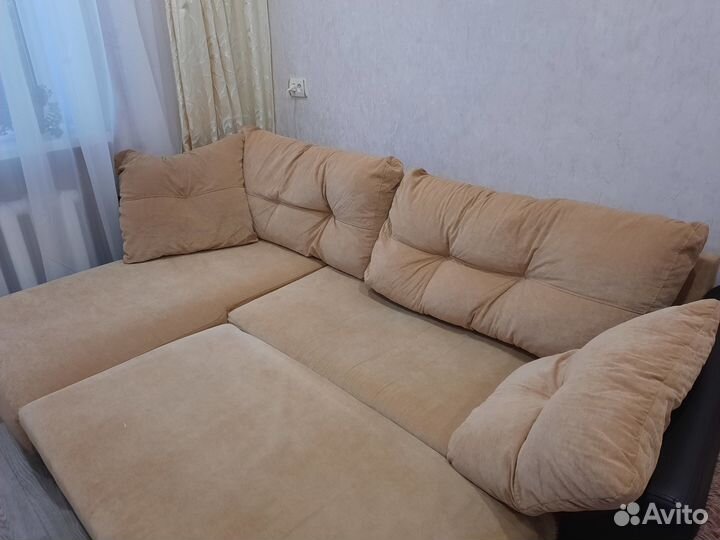 Угловой диван бу