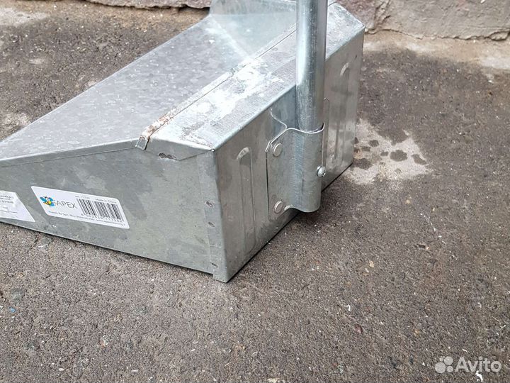 Совок уличный