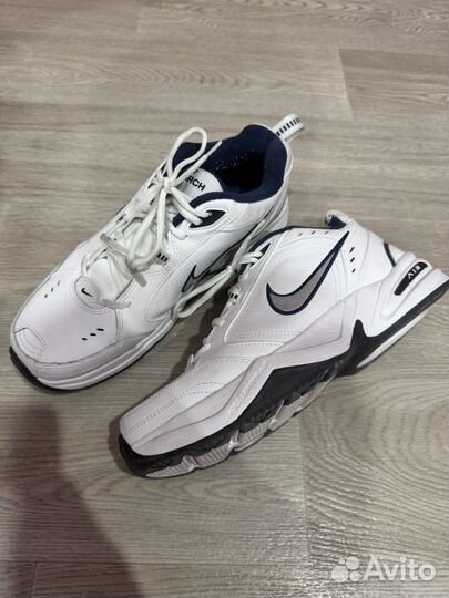 Кроссовки nike air monarch iv