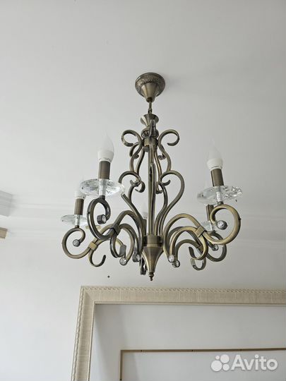 Люстра потолочная