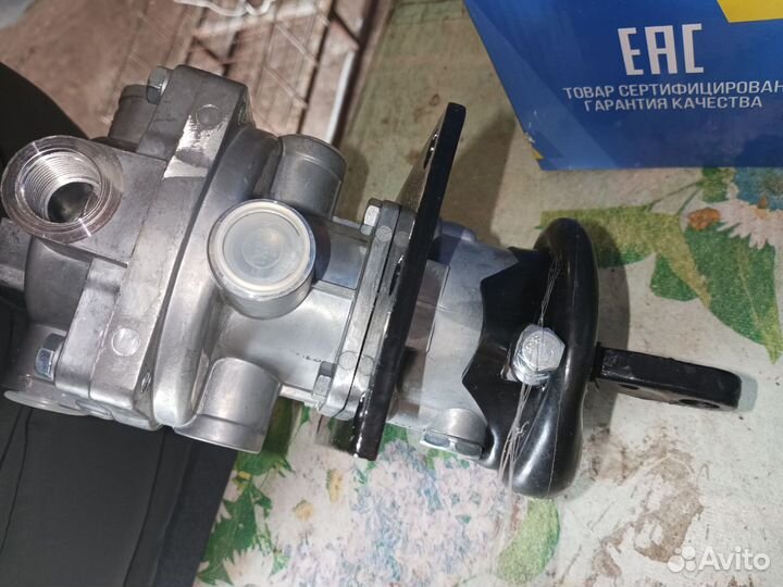 Главный тормозной кран ztd