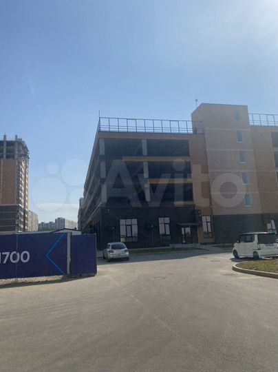 Машиноместо, 13 м²