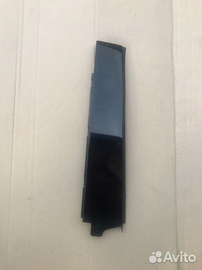 Накладка рамки задней двери Audi Q3 8U