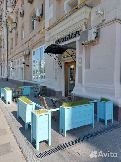 Кофейня с кухней под шаурму и доставку