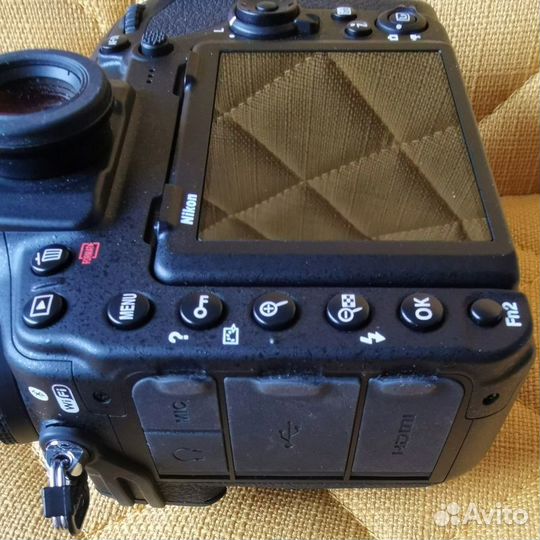 Nikon D4s, D850 (Никон Д4с, Д850)