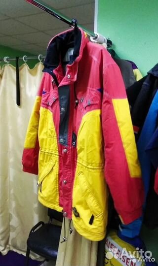 Куртка Volkl для сноуборда в отличном состоянии