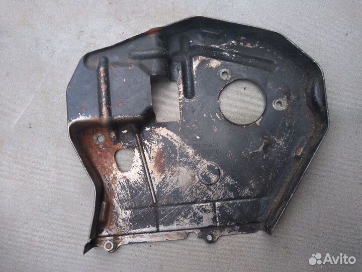 Кожух ремня грм VAG 078109098C для Audi A6 (C5)