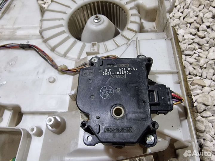 Корпус печки Паджеро 4