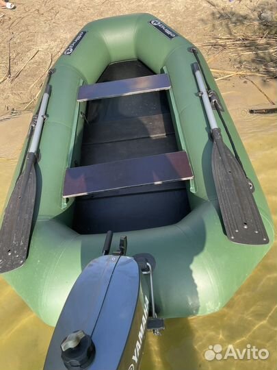 Лодка с мотором