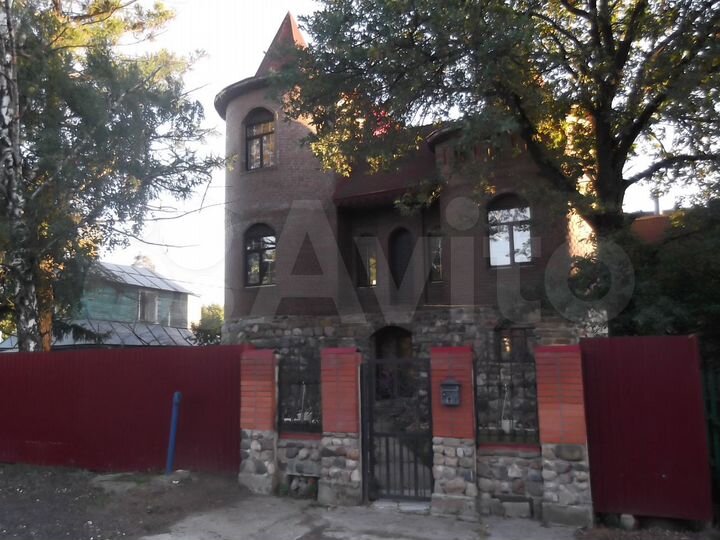Дача 240 м² на участке 3,5 сот.