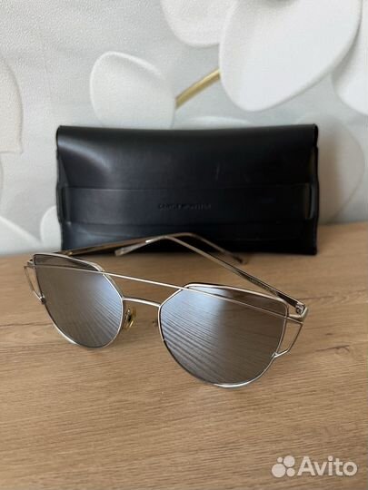 Солнцезащитные очки женские брендовые