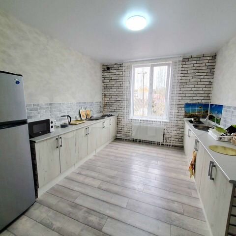 Комната 16 м² в 4-к., 2/2 эт.