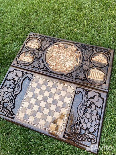 Нарды ручной работы с гербом Армения