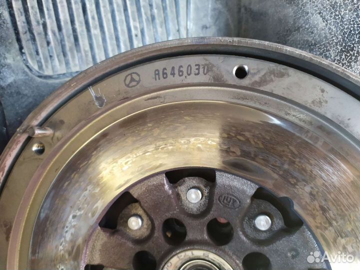 Маховик демпферный Mercedes Vito 639