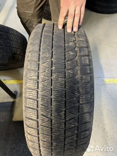 Bridgestone Blizzak DM-V3 235/55 R18