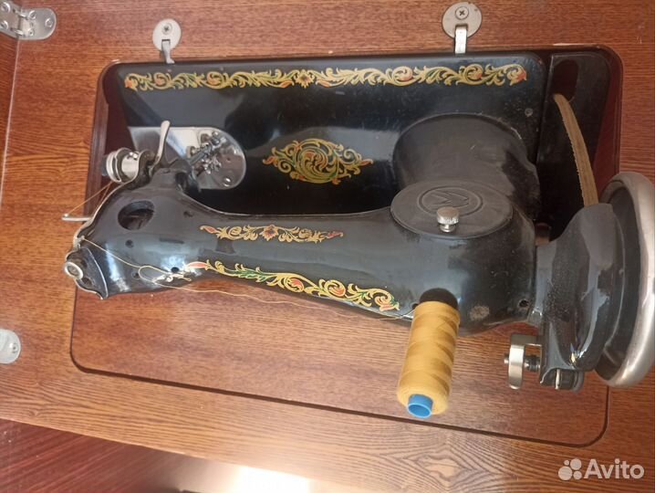 Швейная машинка