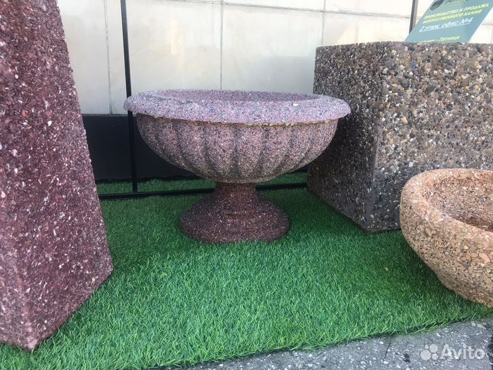 Вазон уличный из фактурного бетона 600х400 мм