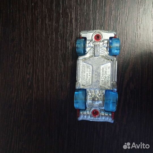 Машинка Hot wheels