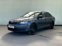 Skoda Rapid 1.6 AT, 2015, 149 977 км, с пробегом, цена 1 099 000 руб.