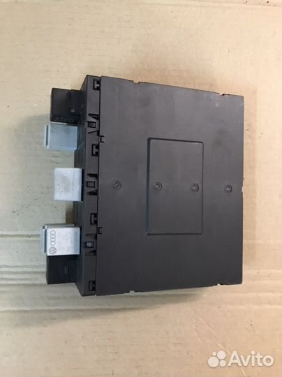 Блок бортовой сети VW Passat CC