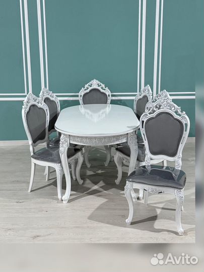 Кухонный стол