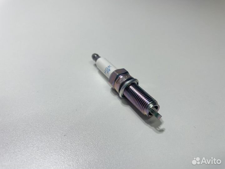 Новые платиновые свечи NGK