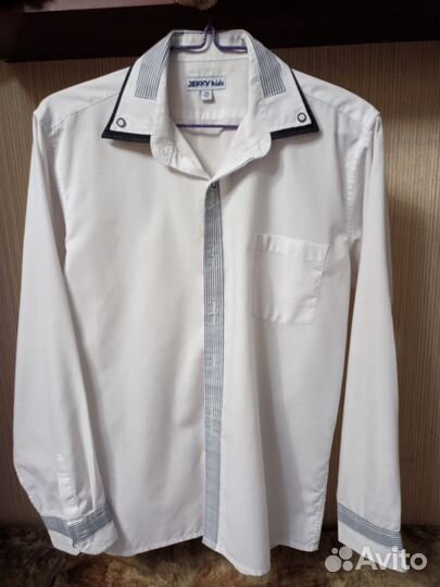 Рубашки классические для мальчика 164 см