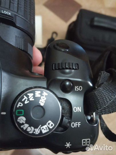 Зеркальный фотоаппарат canon