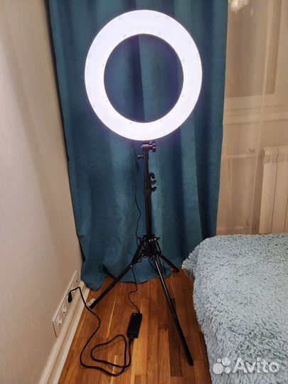 Кольцевая светодиодная лампа Okiro 480 SM 1888 III