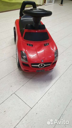 Машинка каталка толокар Mercedes